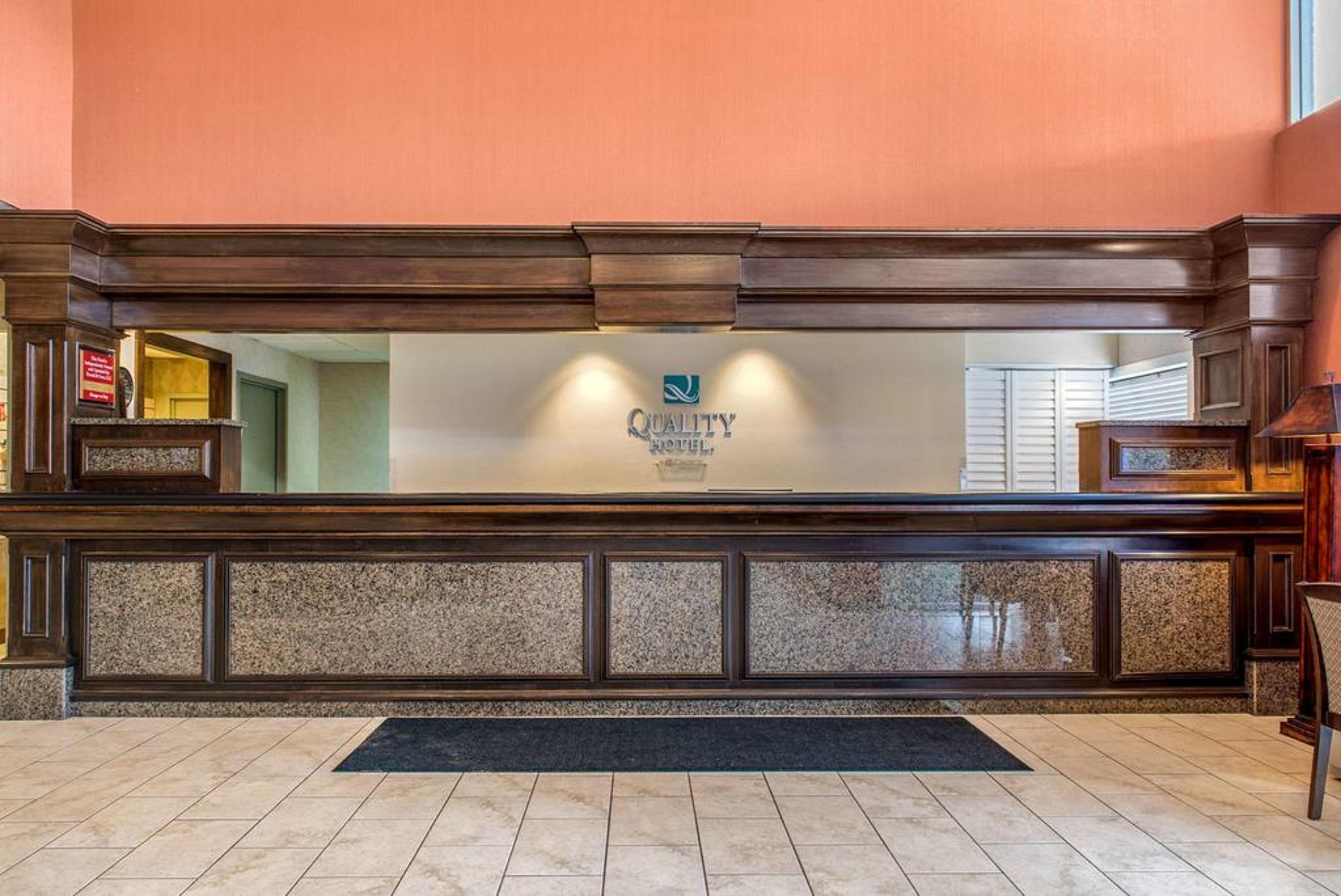 Quality Hotel Conference Center Cincinnati Blue Ash Exterior foto