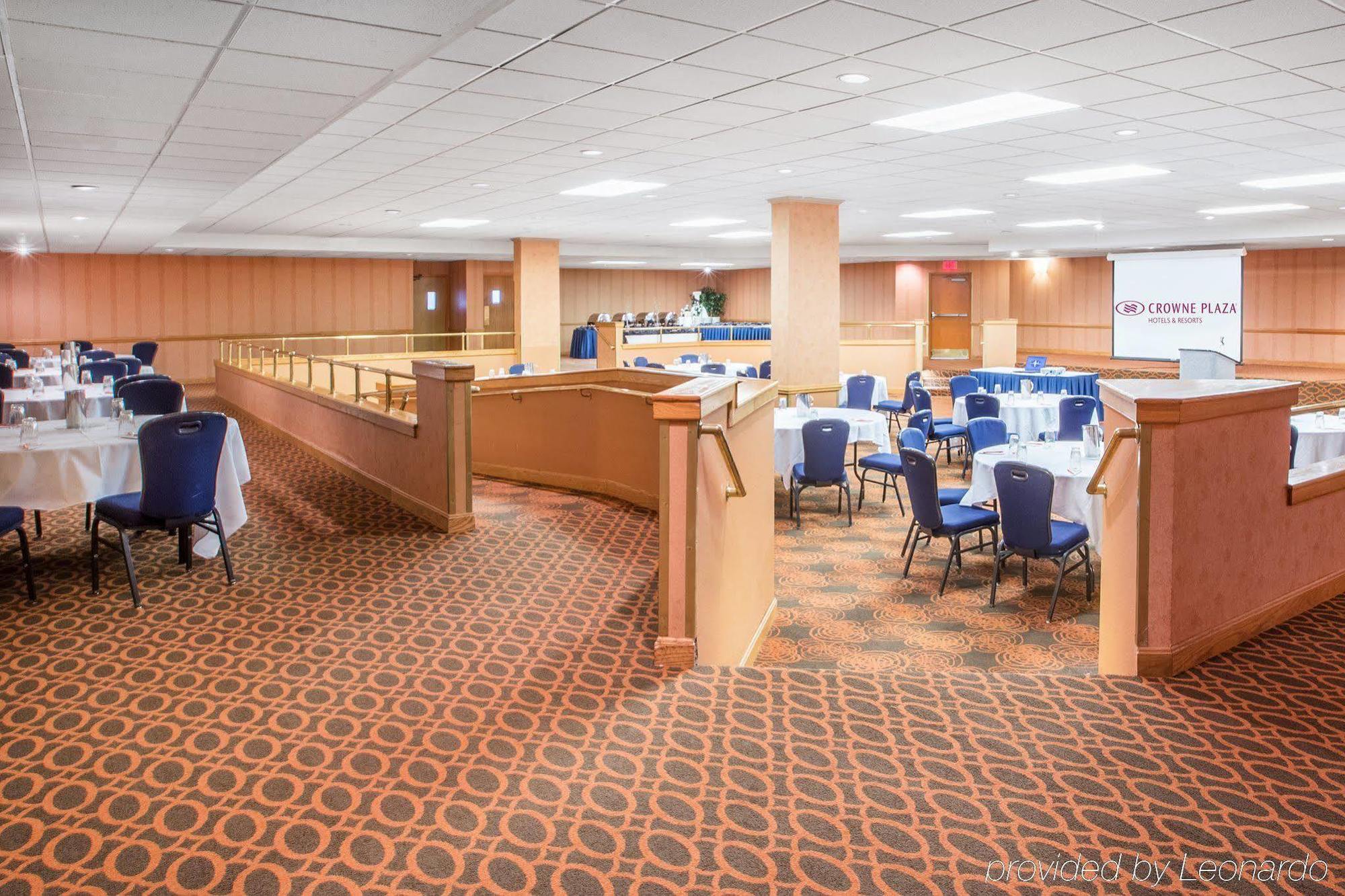 Quality Hotel Conference Center Cincinnati Blue Ash Exterior foto