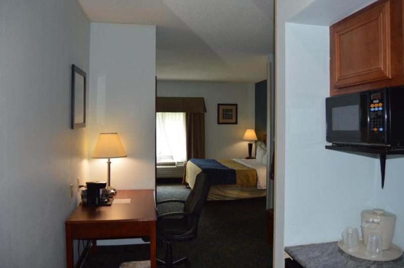 Quality Hotel Conference Center Cincinnati Blue Ash Exterior foto